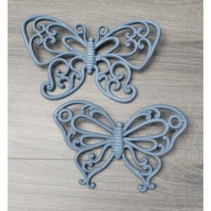 Vintage Set of‎ 2 USA Homco Light Blue Faux Wood Butterfly Wall Plaques